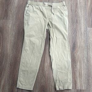 Sonoma Men’s Khaki Pants